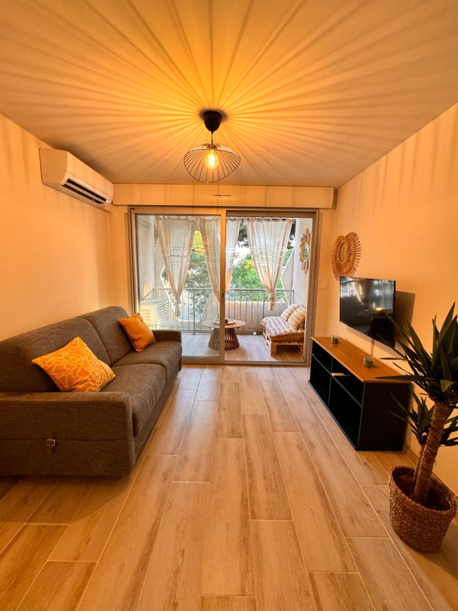 Les Appartements De Lina -Studio Maya 5 - Self Check-In - Ла-Гранд-Мот Экстерьер фото